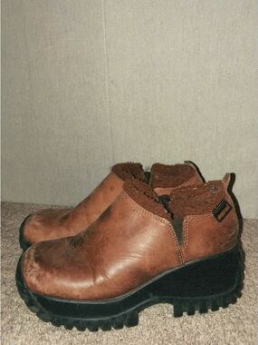 Rocket Dog Brown Leather Platform Ankle Booties